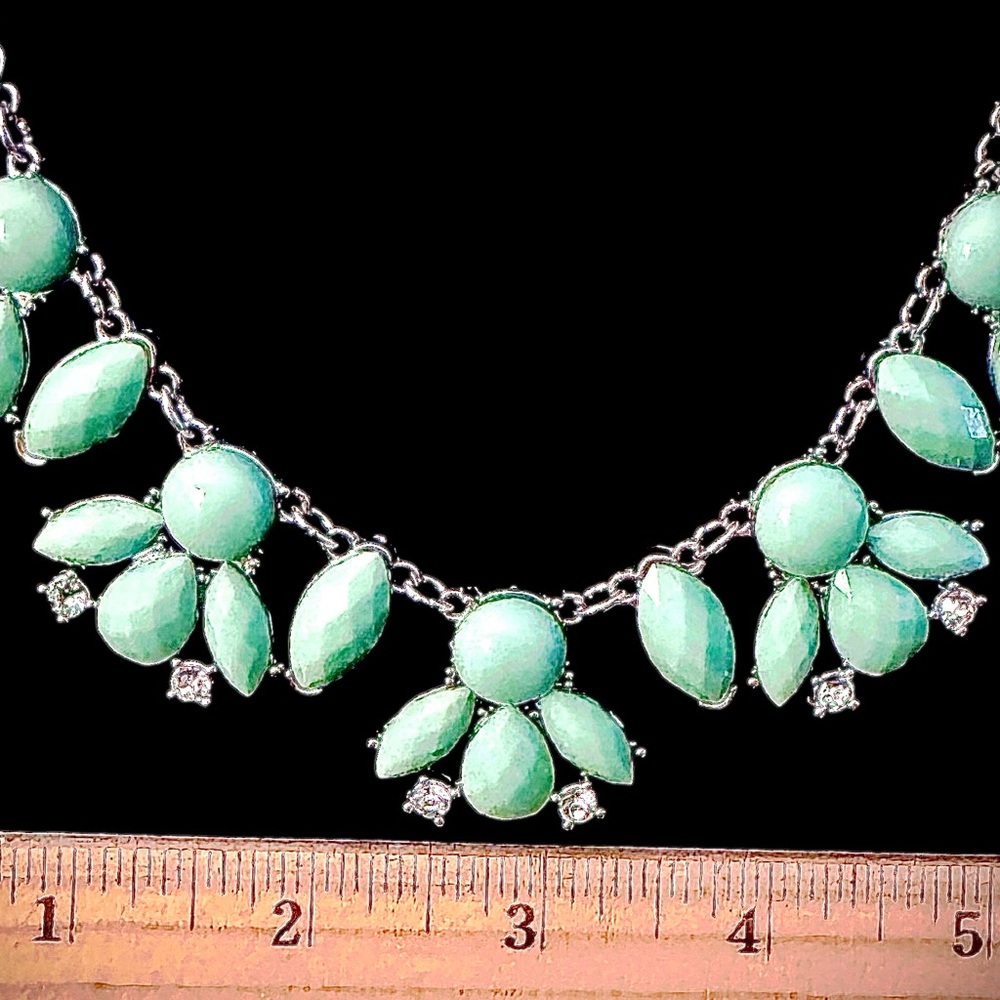 Old Hollywood Glam Timeless Elegance Necklace MSRP $129. - Picture 4 of 7